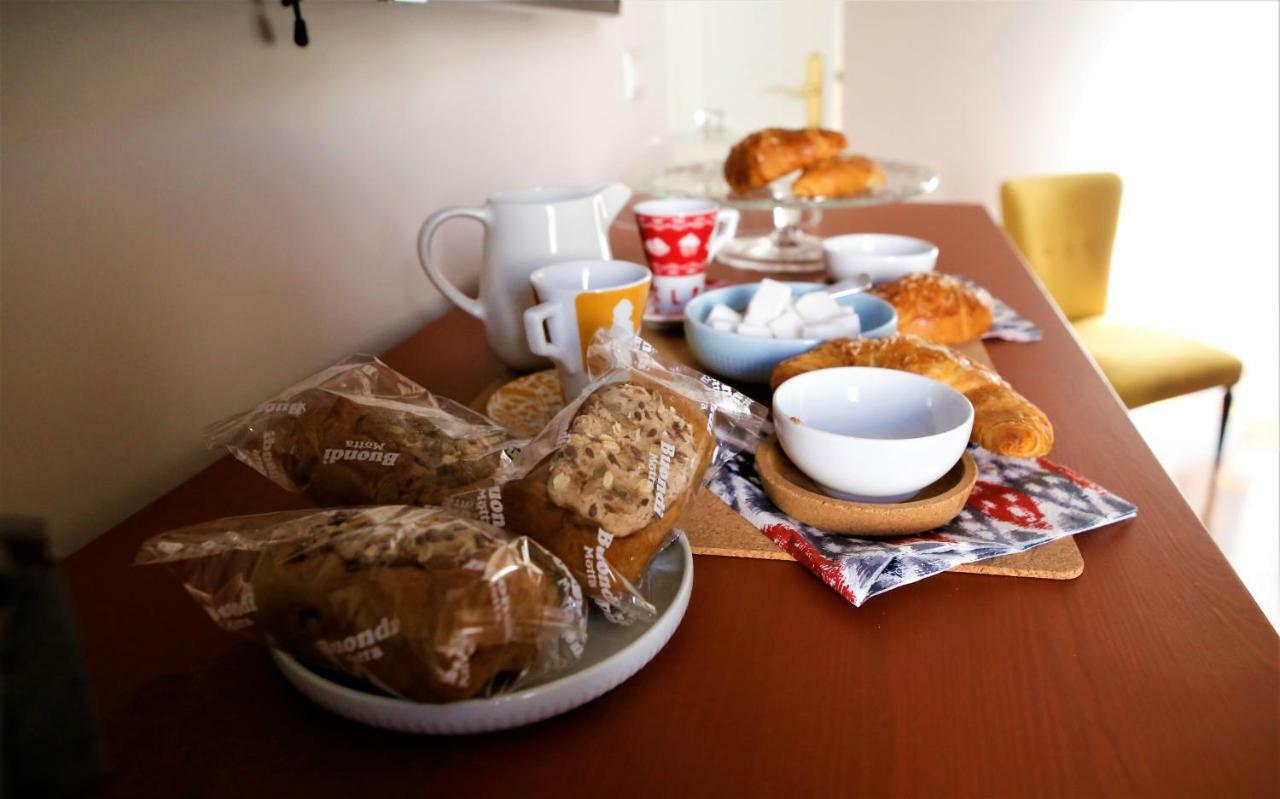 Beb Binario39 Bed & Breakfast Naples Exterior photo